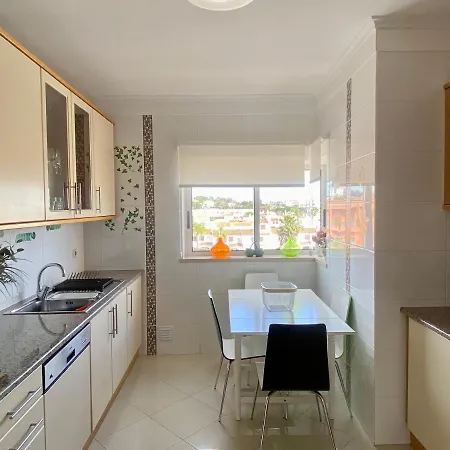 Beach 2 Bedroom *