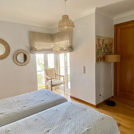 Beach 2 Bedroom *