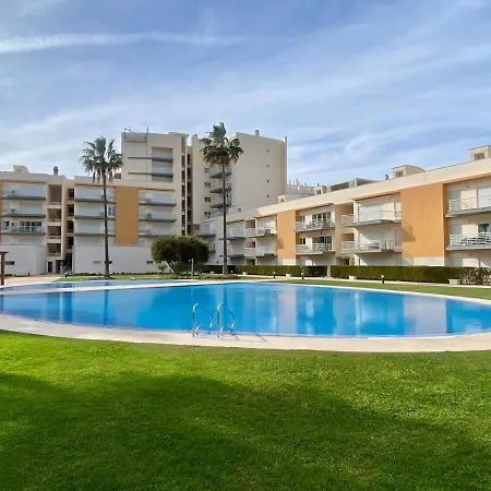 Апартаменты Beach 2 Bedroom